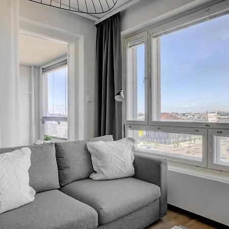 Modern And Stylish 1br With Balcony And View